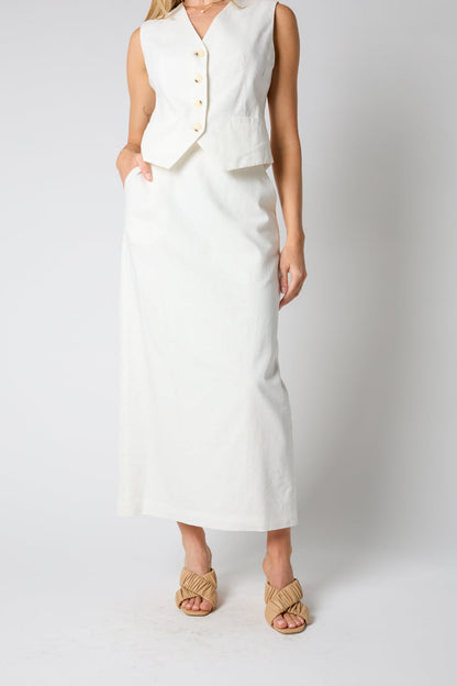 Gonna lunga pronta e in attesa