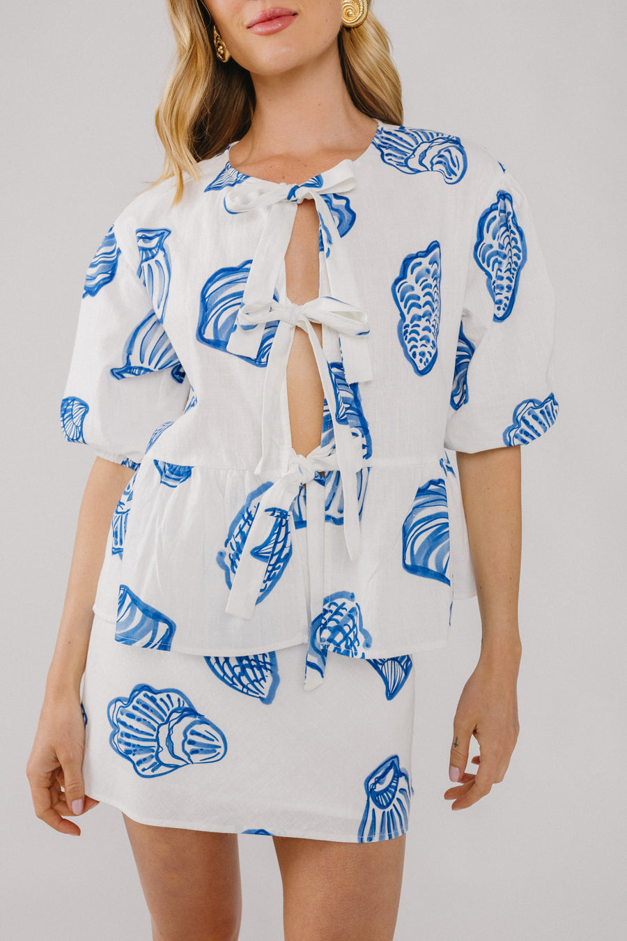 Gira la marea in alto