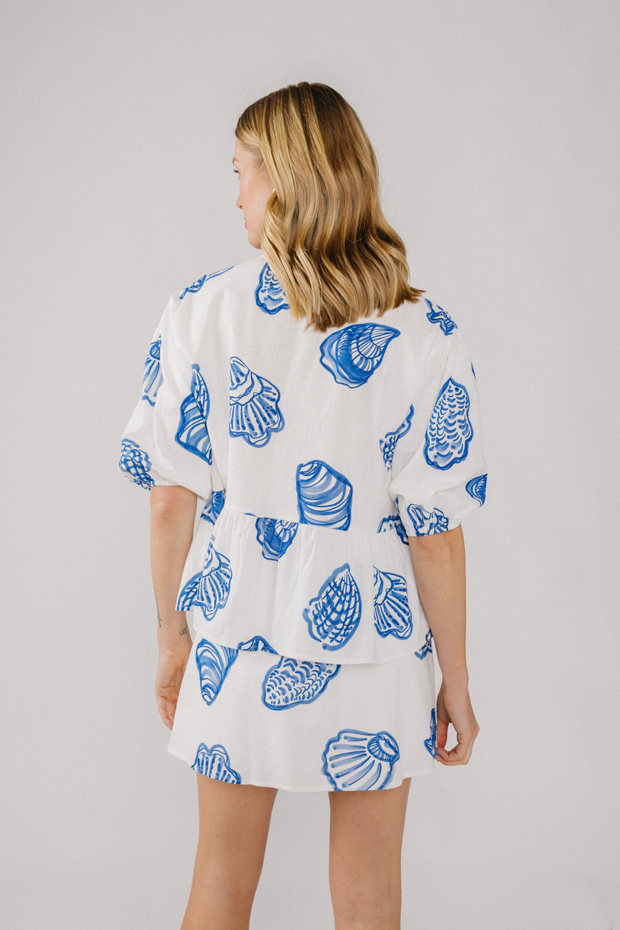 Gira la marea in alto