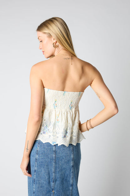 Nei tuoi sogni in alto